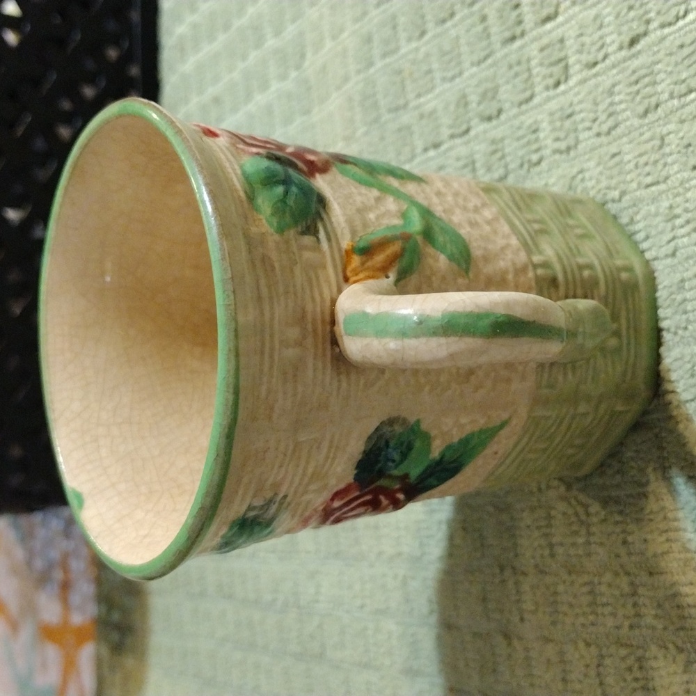 2 For 8 Sale, Vintage Japan cup with rose design. - Picture 2 of 6